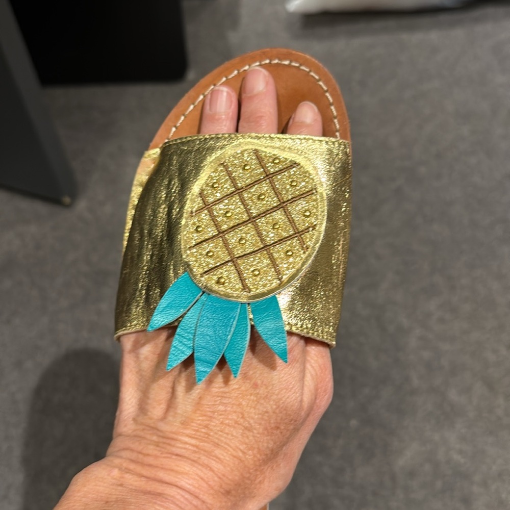 Kate Spade Gold Slides with Pineapple Accent - Picture 2 of 5